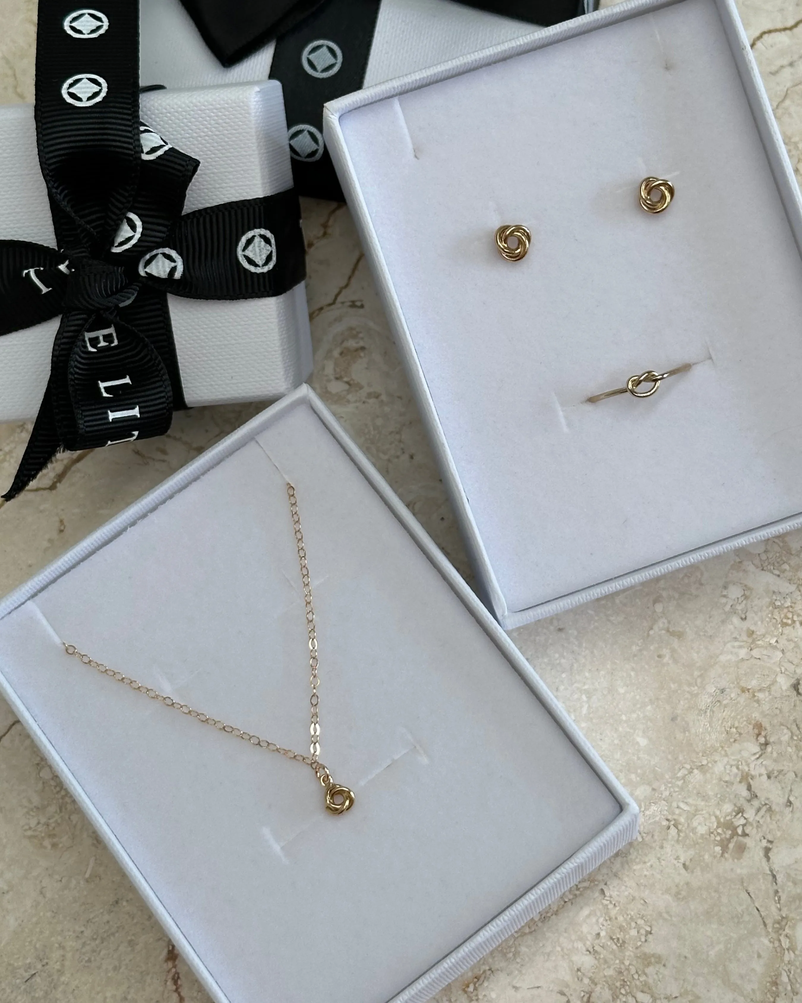 Love Knot Jewellery Bundle