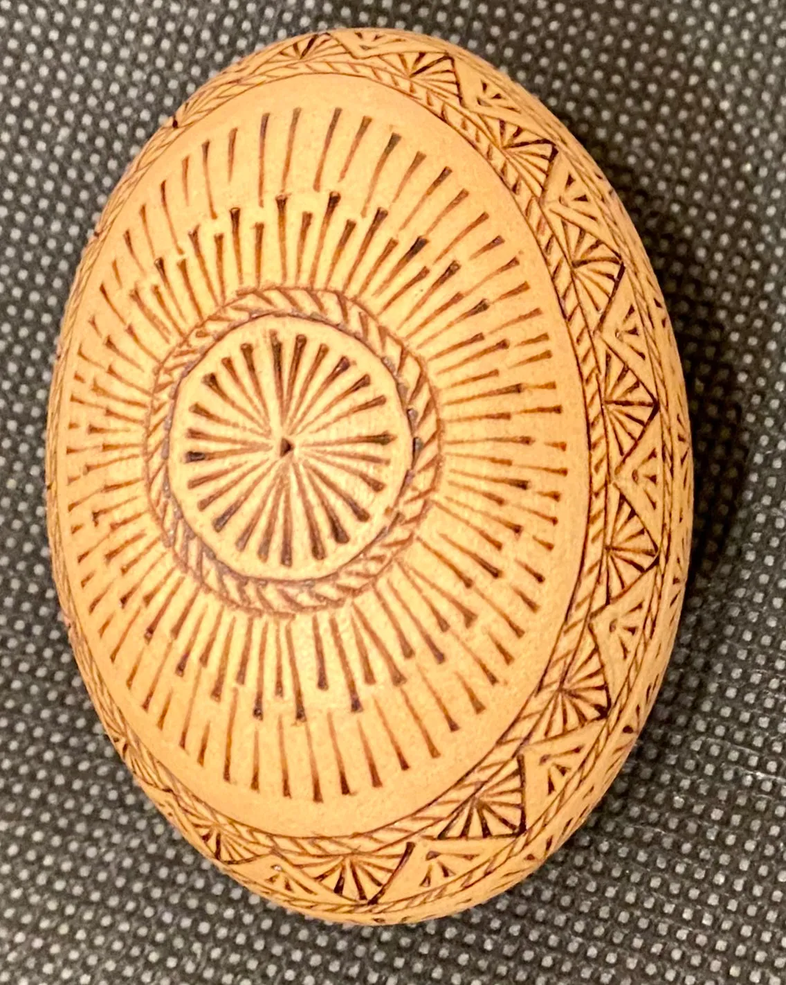 Pyrography Egg (0648)