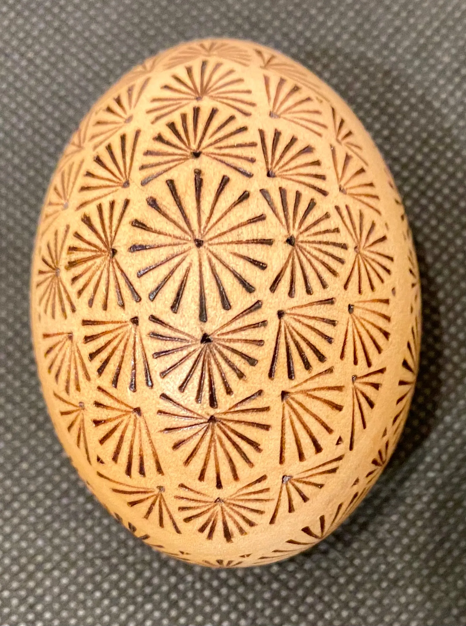 Pyrography Egg (0648)